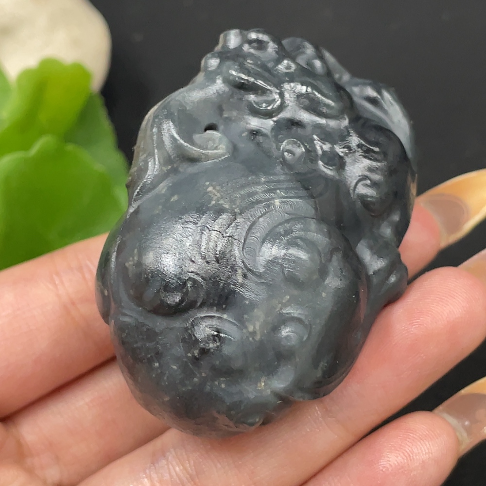 H30491120 Hetian Jade Handheld Ornament - Auspicious Beast, Total Weight Approx. 109.6g