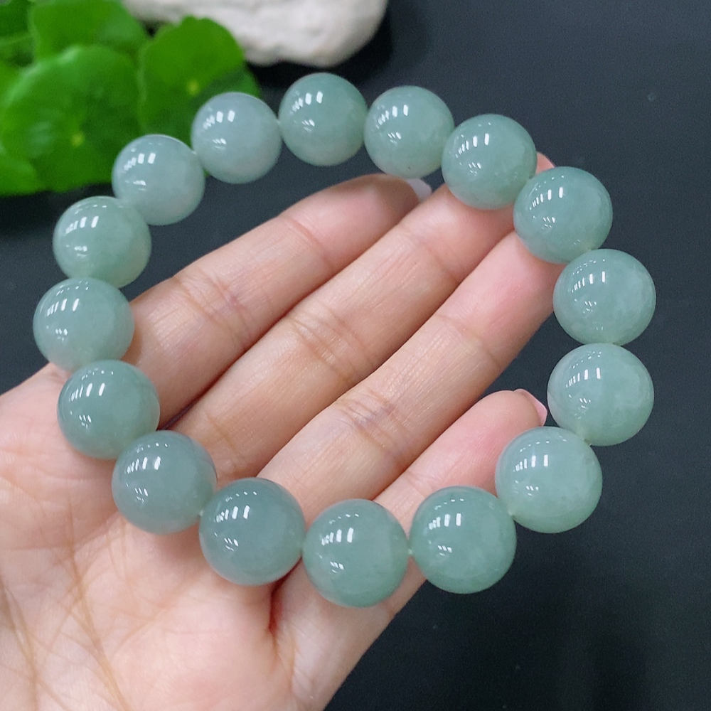 F27045943 Jadeite bracelet, approx. 13.5mm, total weight approx. 65.28g