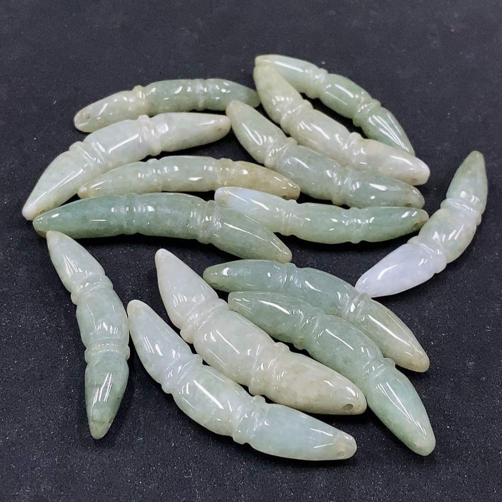 F33927924 Jadeite Pendant