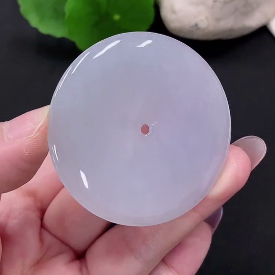 F34967017 Jadeite Safety Buckle Pendant, Total Weight Approx. 32.4g