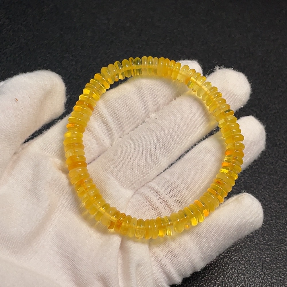 C33852926 Amber Beeswax Bracelet Total Weight Approx. 6.8g Size About 7.1mm