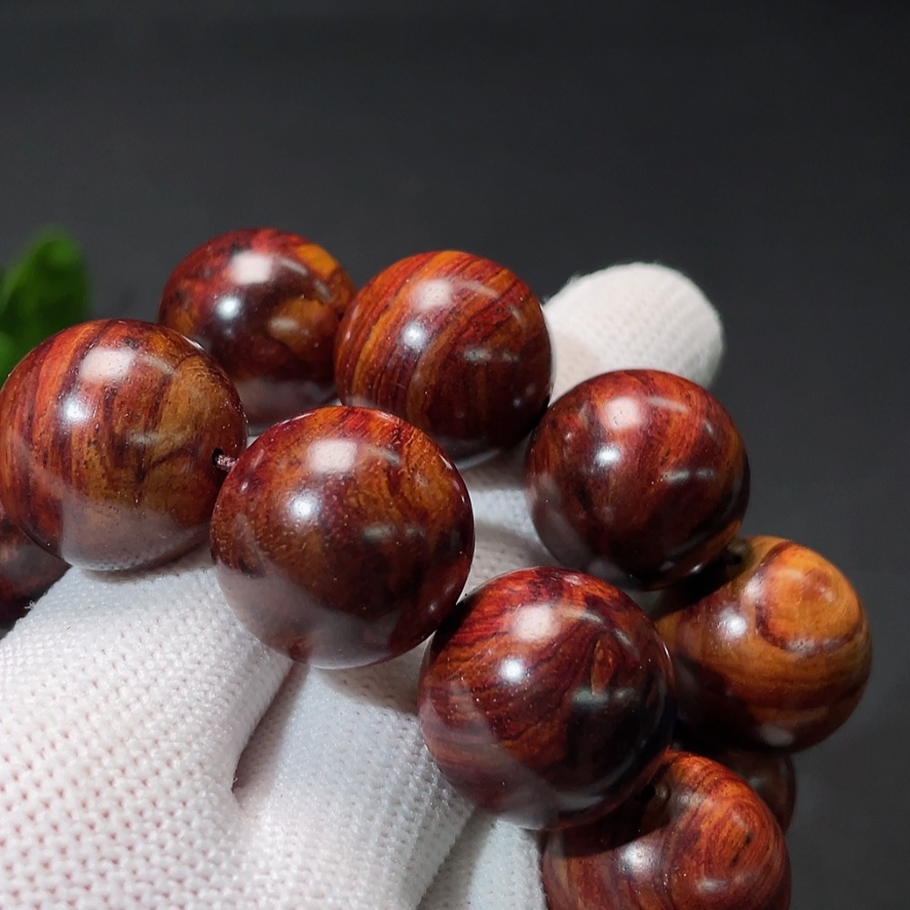 W34987705 Huanghuali Long Strand, Total Weight Approx. 66.7g, Size ~19.8mm