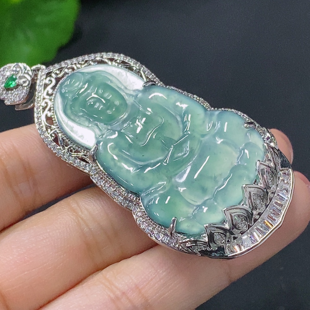 F28181666 Jadeite Guanyin Pendant Total Weight Approx. 17.2g (Non-Gold-Inlaid)