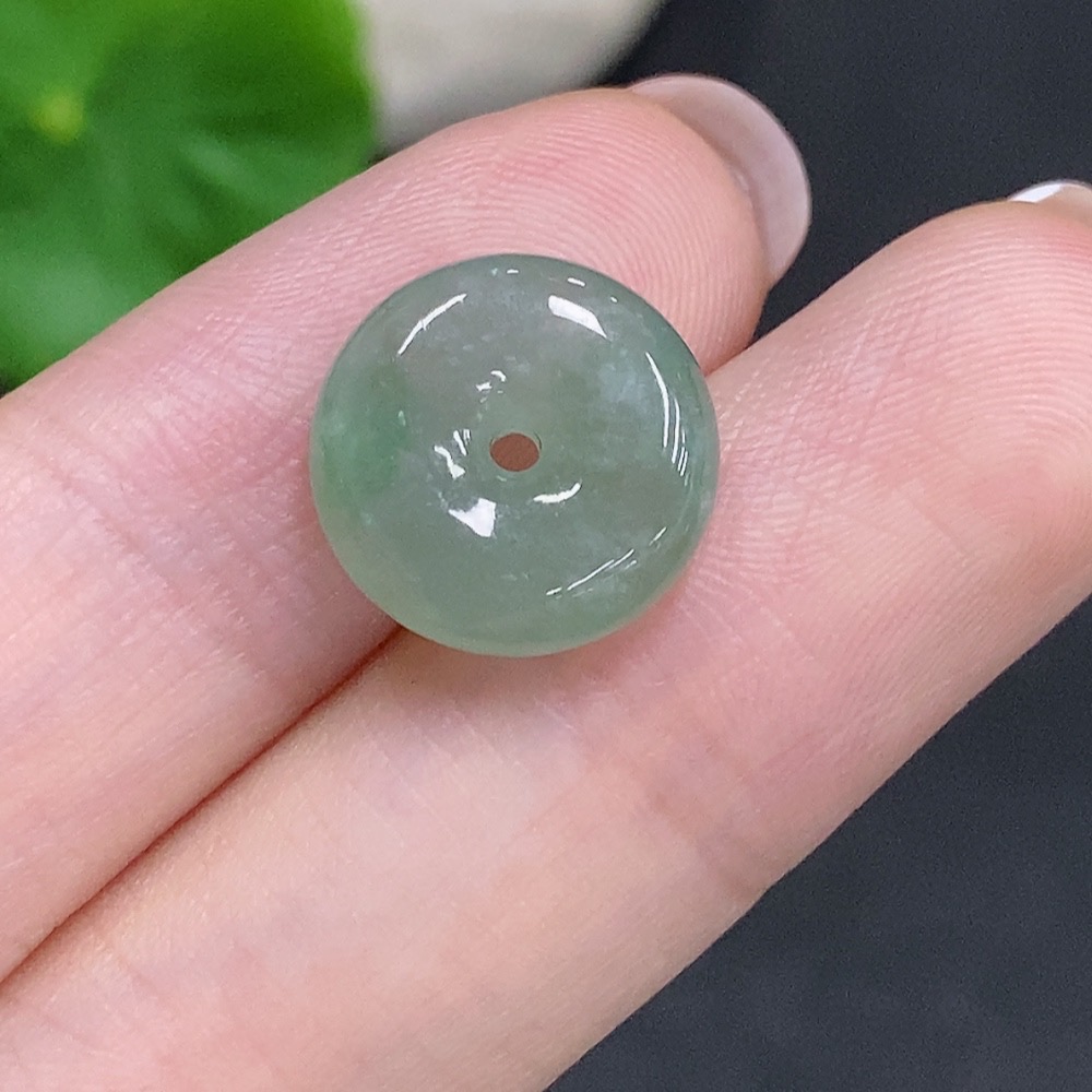 F34022604 Jadeite Safety Buckle Total Weight Approximately 1.8g