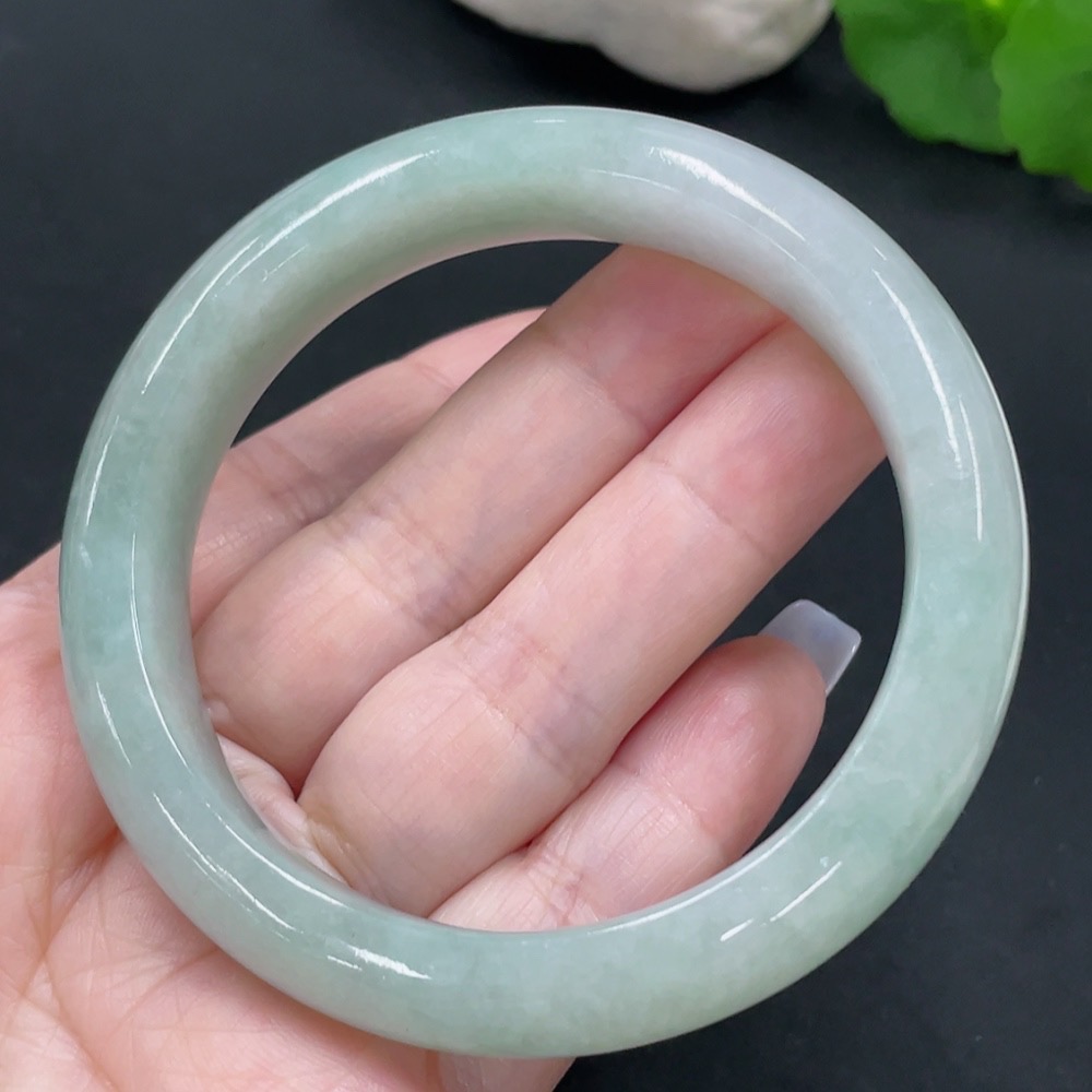 F27064645 Jadeite Round Bangle Size 56.4 Total Weight Approx. 66.7g