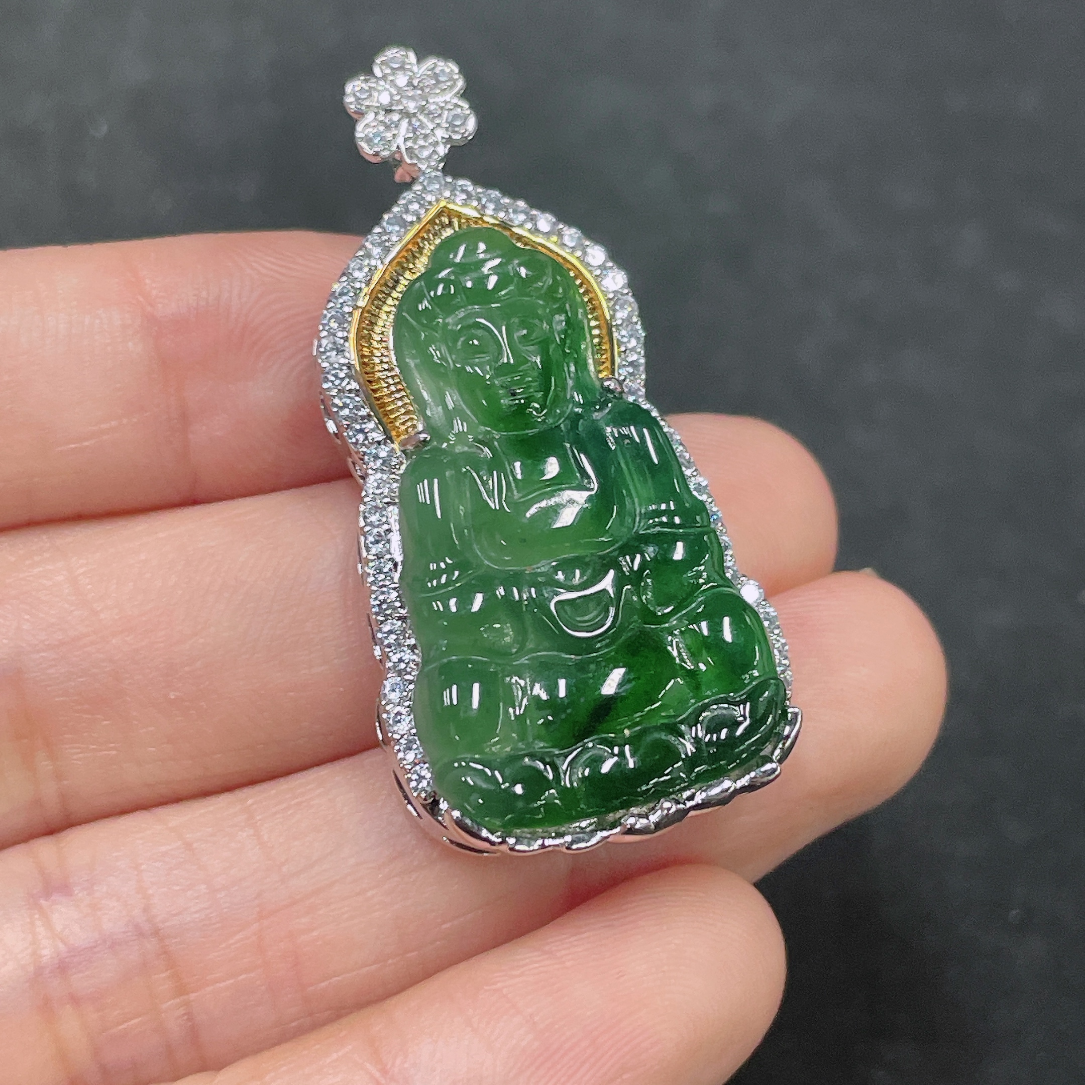 F32746594 Jadeite Guanyin Inlay Piece Non-Gold Item Total Weight Approx. 9.91g