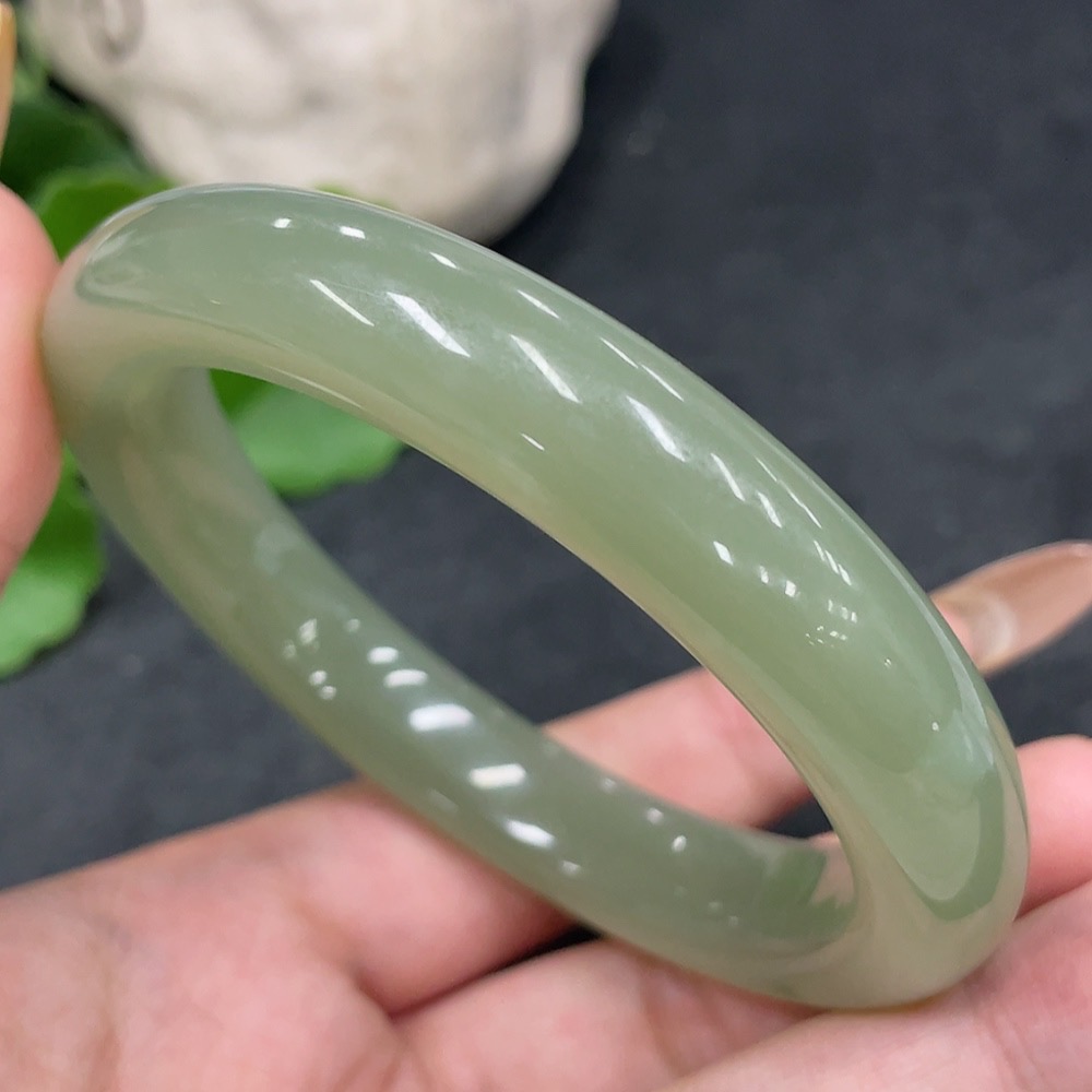 H32798214 Hetian Jade Round Bracelet Size 60 Total Weight Approx.65g