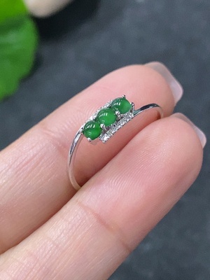 F34042627 Jadeite and Diamond Ring in 18K Gold, Size 15, Total Weight Approx. 1.08g