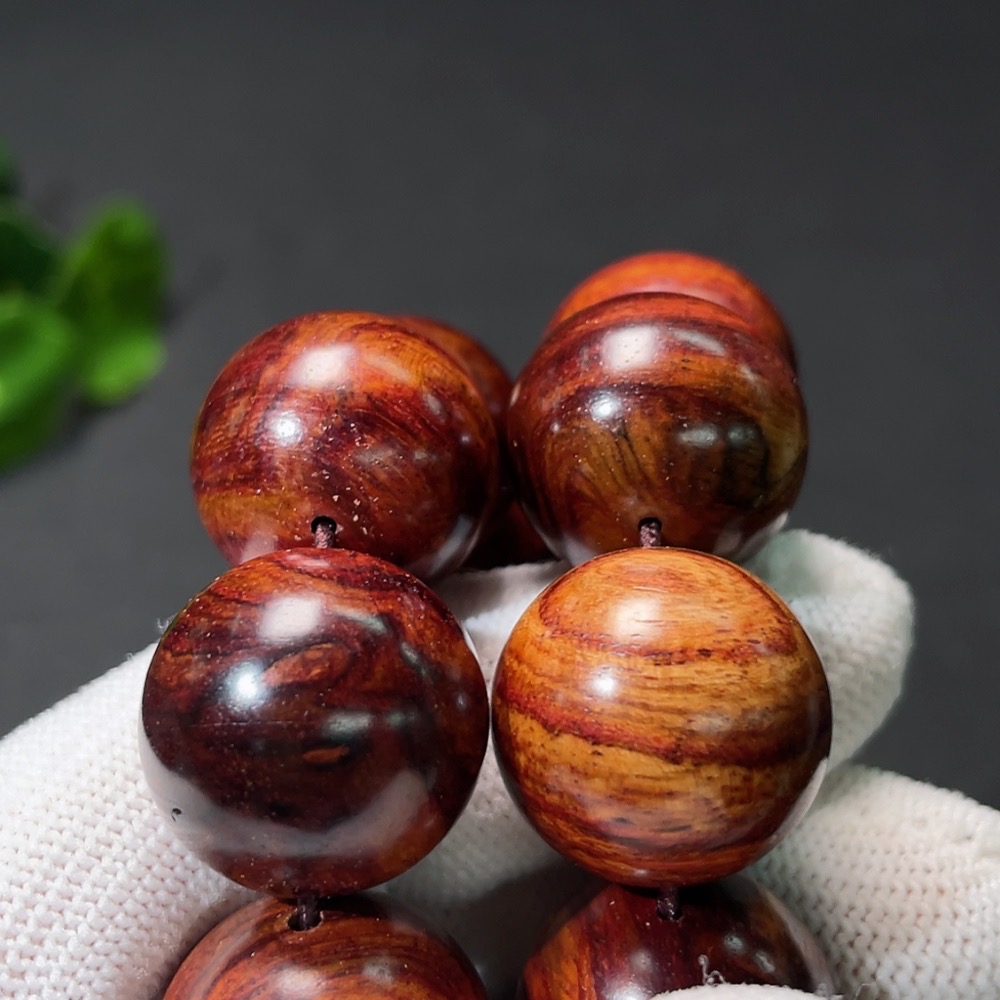 W34987705 Huanghuali Long Strand, Total Weight Approx. 66.7g, Size ~19.8mm