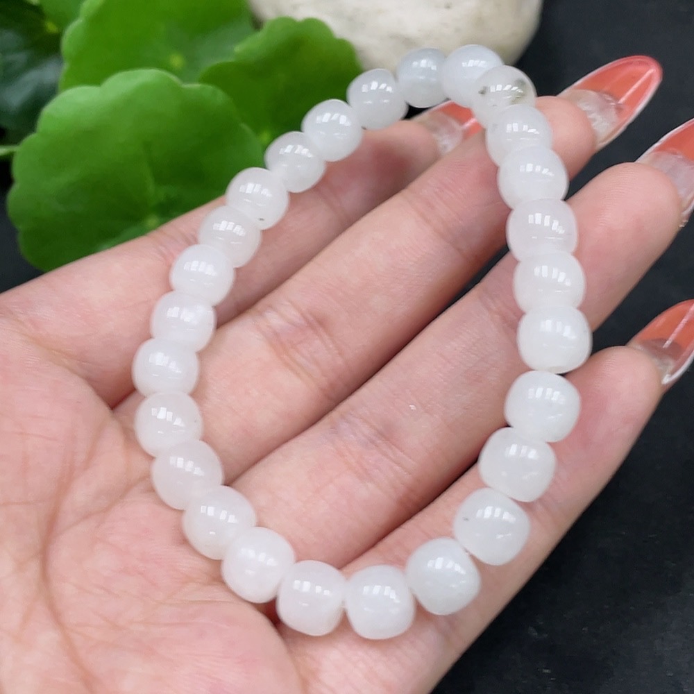 H35112080 Hetian Jade Bracelet, Approx. 7.7mm, Total Weight Approx. 19.8g, Contains Other Mineral Components