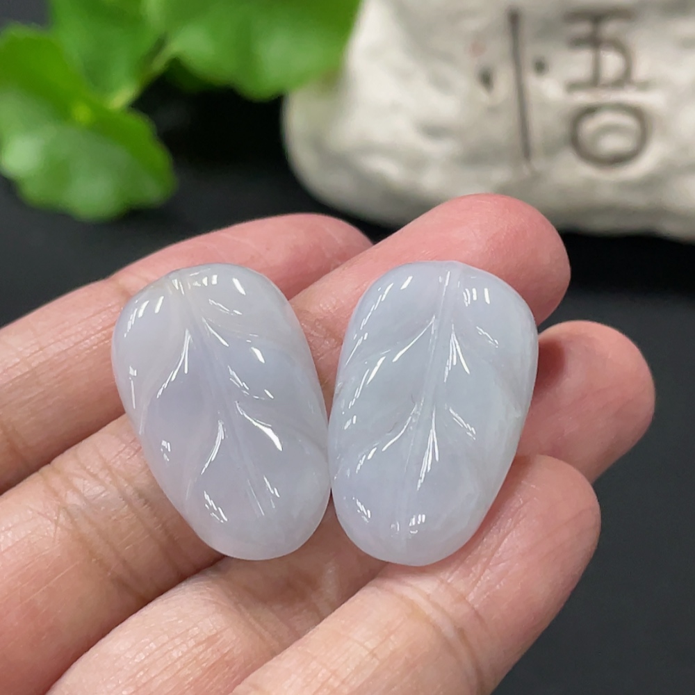 F34018058 Jadeite Pendant Sell as a Lot