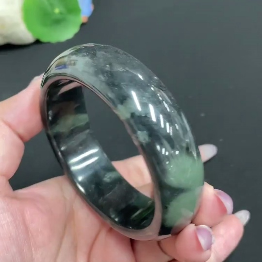 H33901805 Hetian Jade Round Bracelet Size 60.2 Total Weight Approx. 91.6g