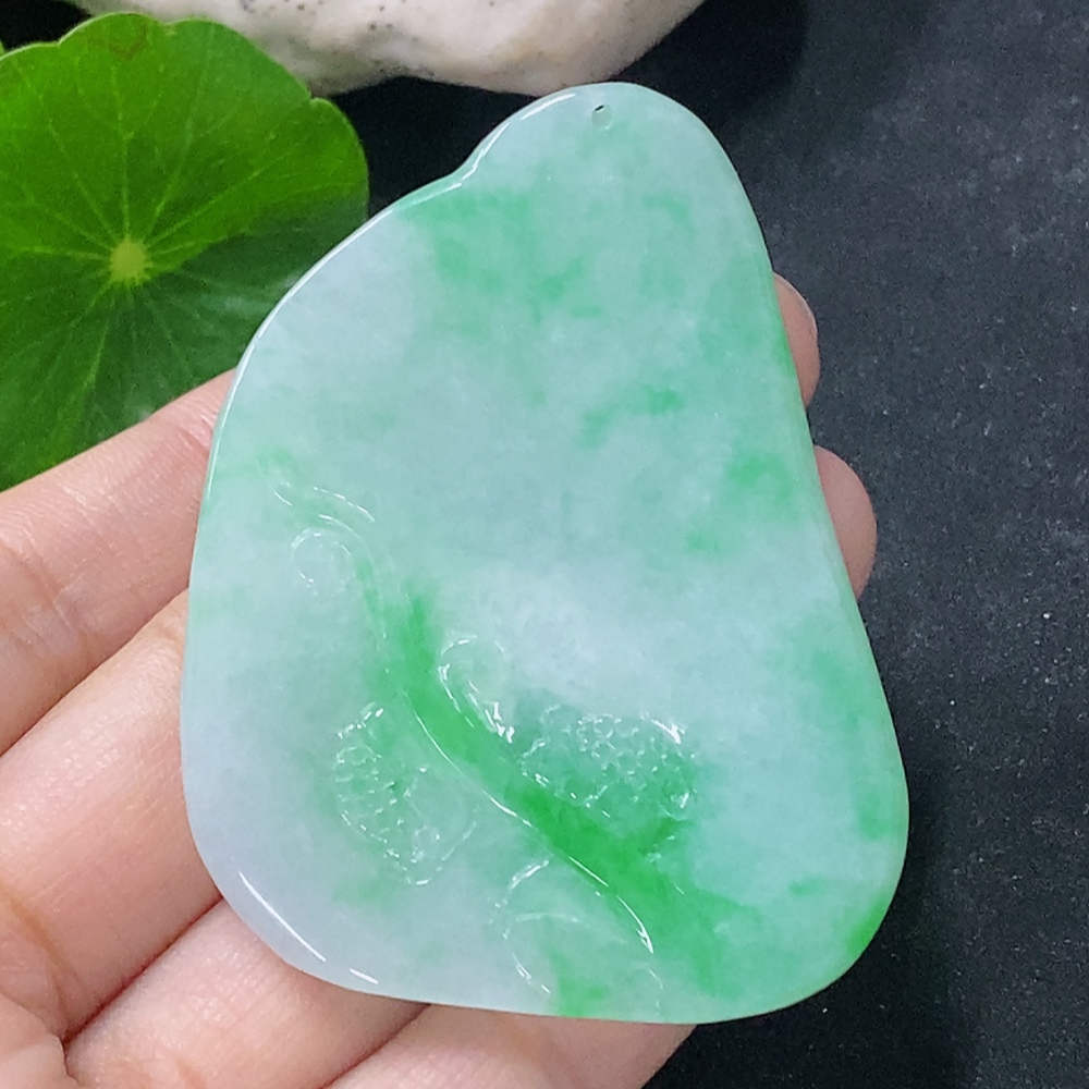 F33912389 Jadeite Pendant Birds Singing and Flowers Fragrant