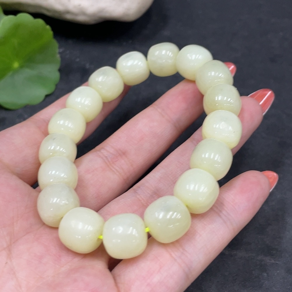 H34979800 Hetian Jade Bracelet   Approx.11.3mm   Total Weight Approx.44.2g