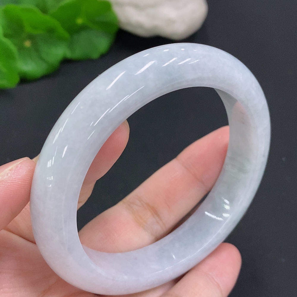 F34071668 Jadeite Round Bracelet Size 57.7 Total Weight Approx. 66.7g