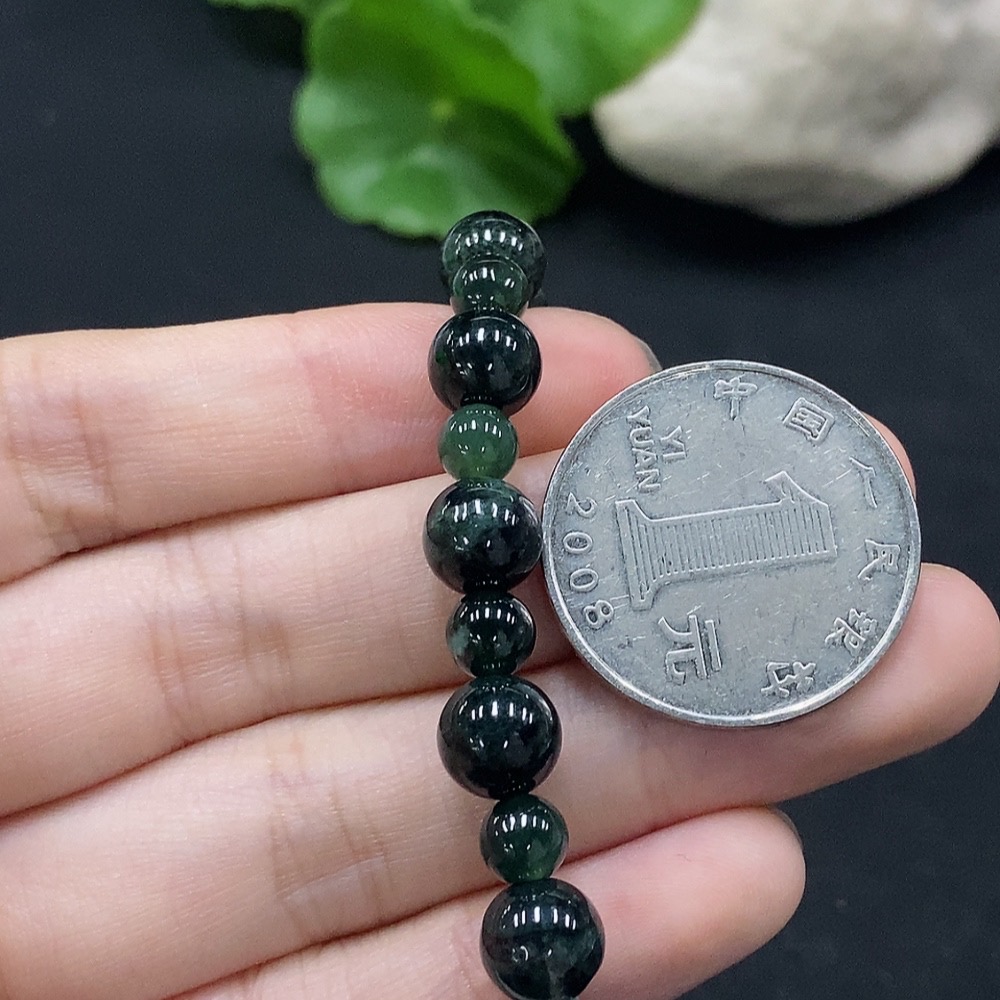 F34028582 Jadeite Bracelet 8.2/5.6mm Approx. Total Weight 15.4g