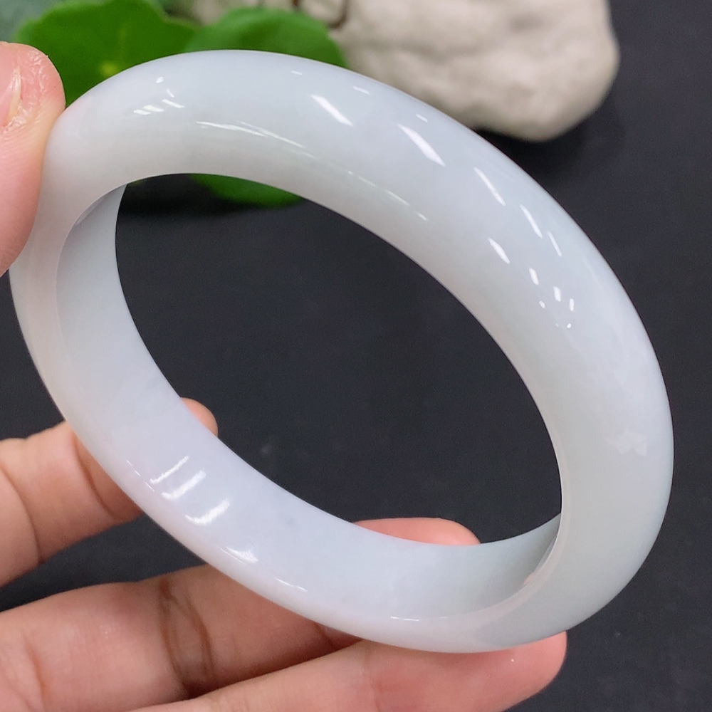 F34962436 Jadeite Round Bangle Size 60.6 Total Weight Approx. 70.8g