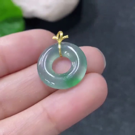 F34953849 Jadeite Pendant Donut 18k Total Weight Approx. 1.7g