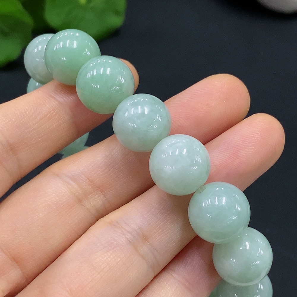 F18982765 Jadeite Bead Necklace Diameter Approx. 12.8 Total Weight 58.217g