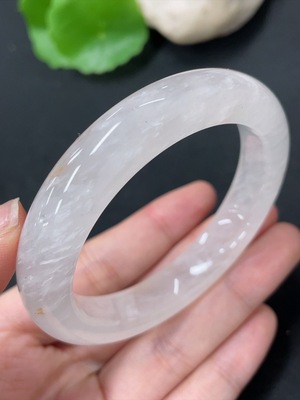 H41891993 非洲翠（独龙玉）正圈手镯 圈口53.7   货品总重约46g