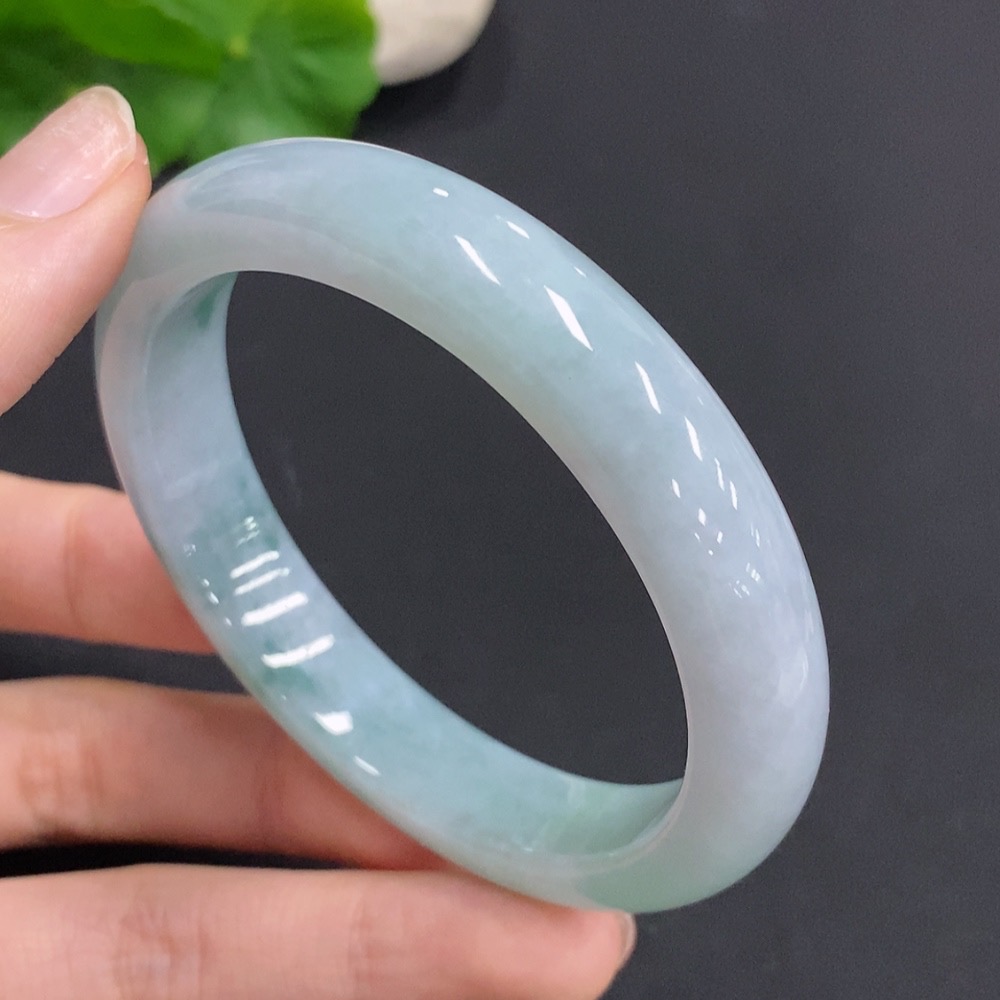 F35160383 Jadeite Round Bangle, Total Weight Approx. 55.3g, Size 57.5