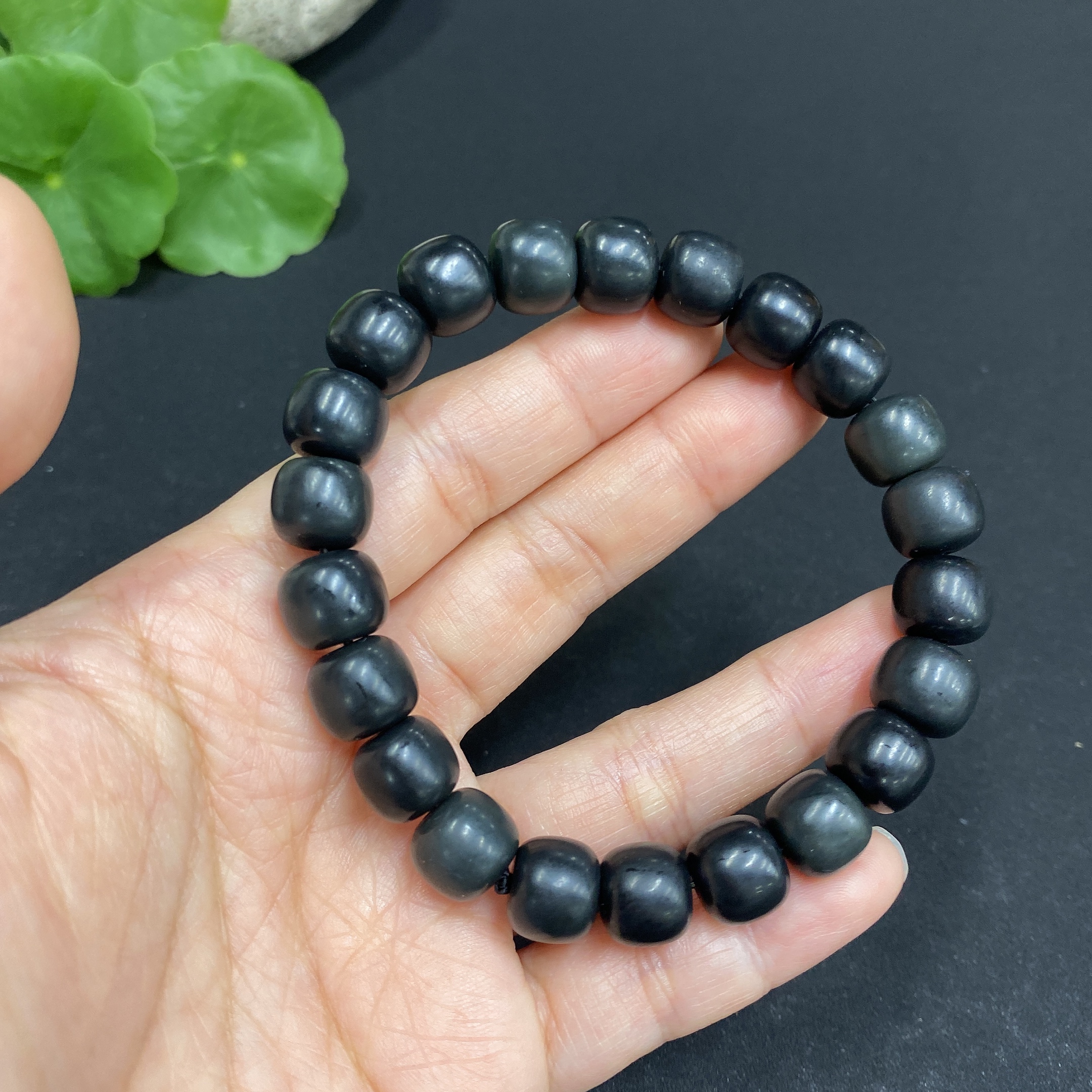 H32813249 Hetian Jade Bracelet, Approx. 9.8mm Beads, Total Weight Approx. 36.9g