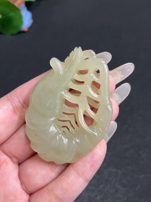 H28243696 Hetian Jade Pendant Shrimp Total Weight About 38.8g