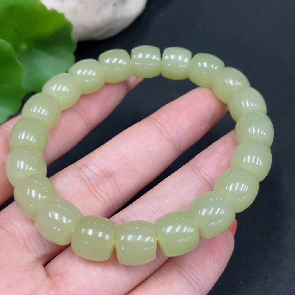 H34027752 Hetian Jade Bracelet, Approx. 9.7mm, Total Weight Approx. 34.2g