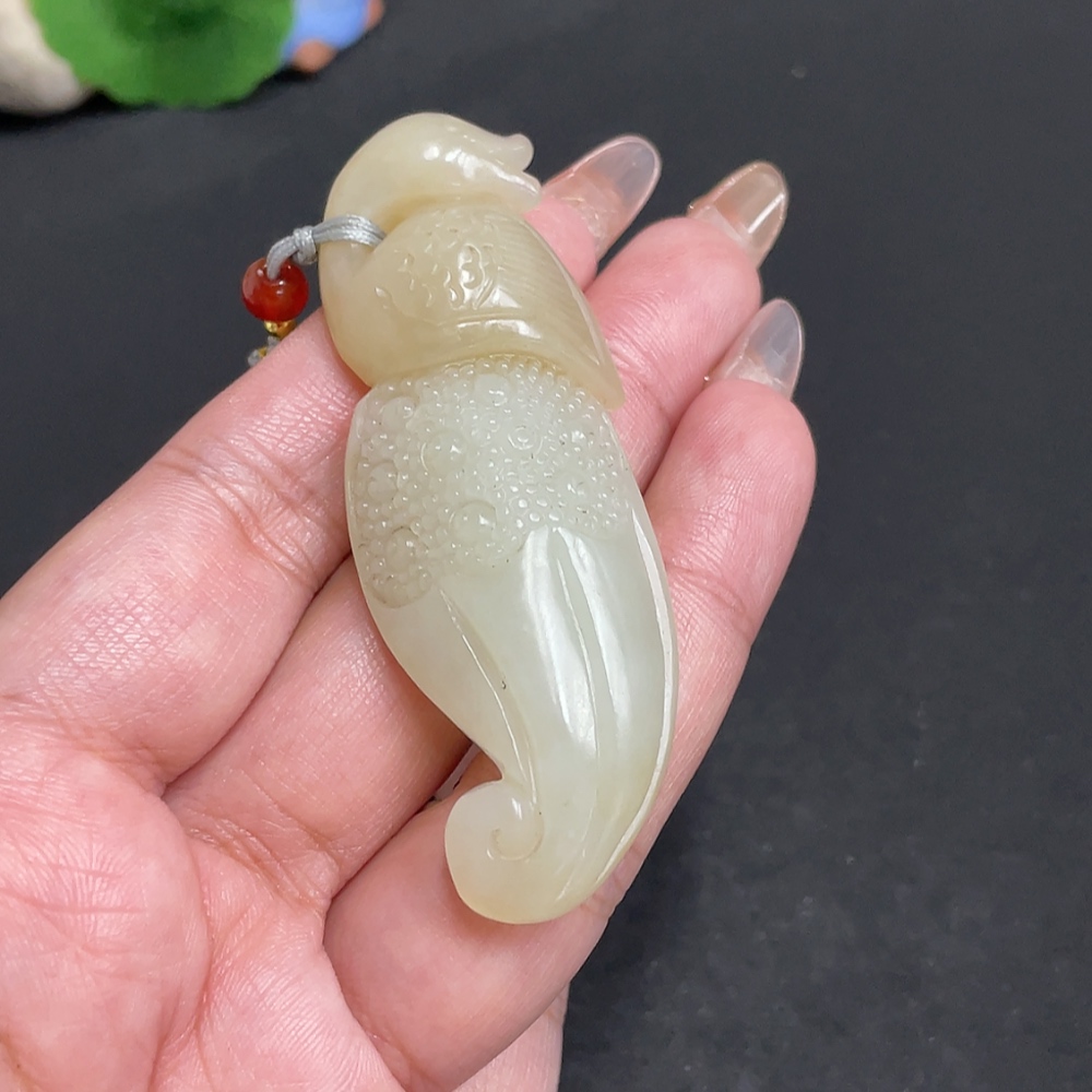H32804553 Hetian Jade Pendant Swan Total Weight Approx. [with rope] 30.6g