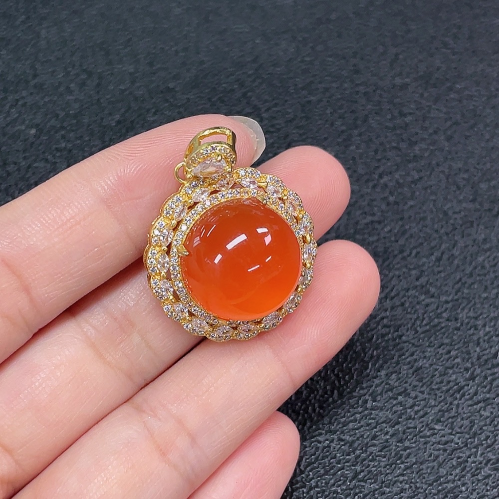 C34949305 South Agate Pendant Non-Gold Total Weight About 8.74ct Size Approx.16.6mm