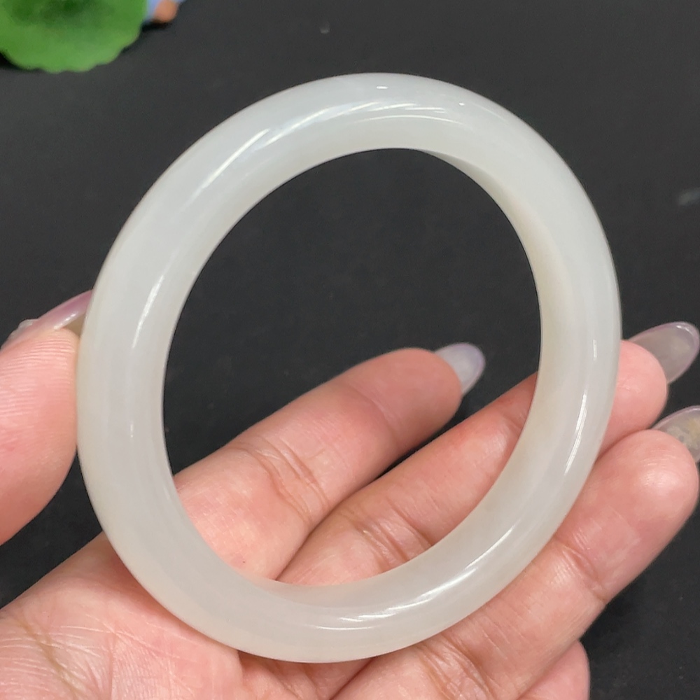 H33930507 Hetian Jade Round Bangle Size 57.6 Total Weight Approx. 47.3g