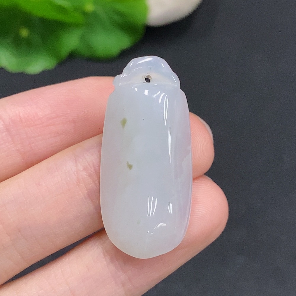 F35123860 Jadeite Fu Gua Pendant, Total Weight Approximately 5.8g