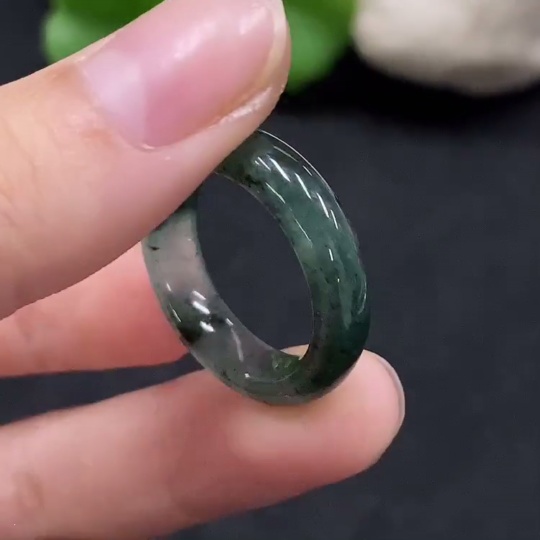 F34056702 Jadeite Ring Size 16 Total Weight Approx. 3.93g