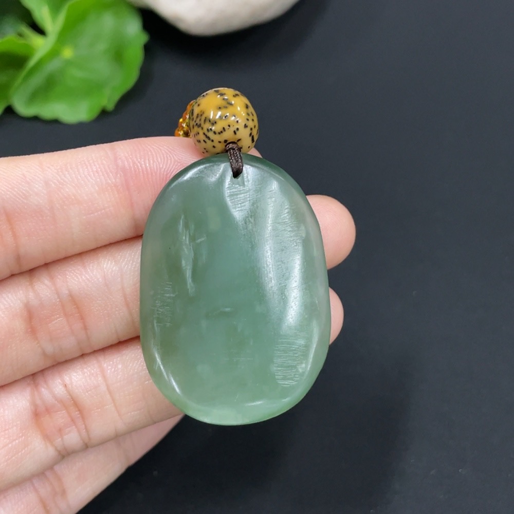 H29352918 Hetian Jade Pendant with Non-Hetian Jade Chain Total Weight Approx. 38.9g (Incl. Chain)