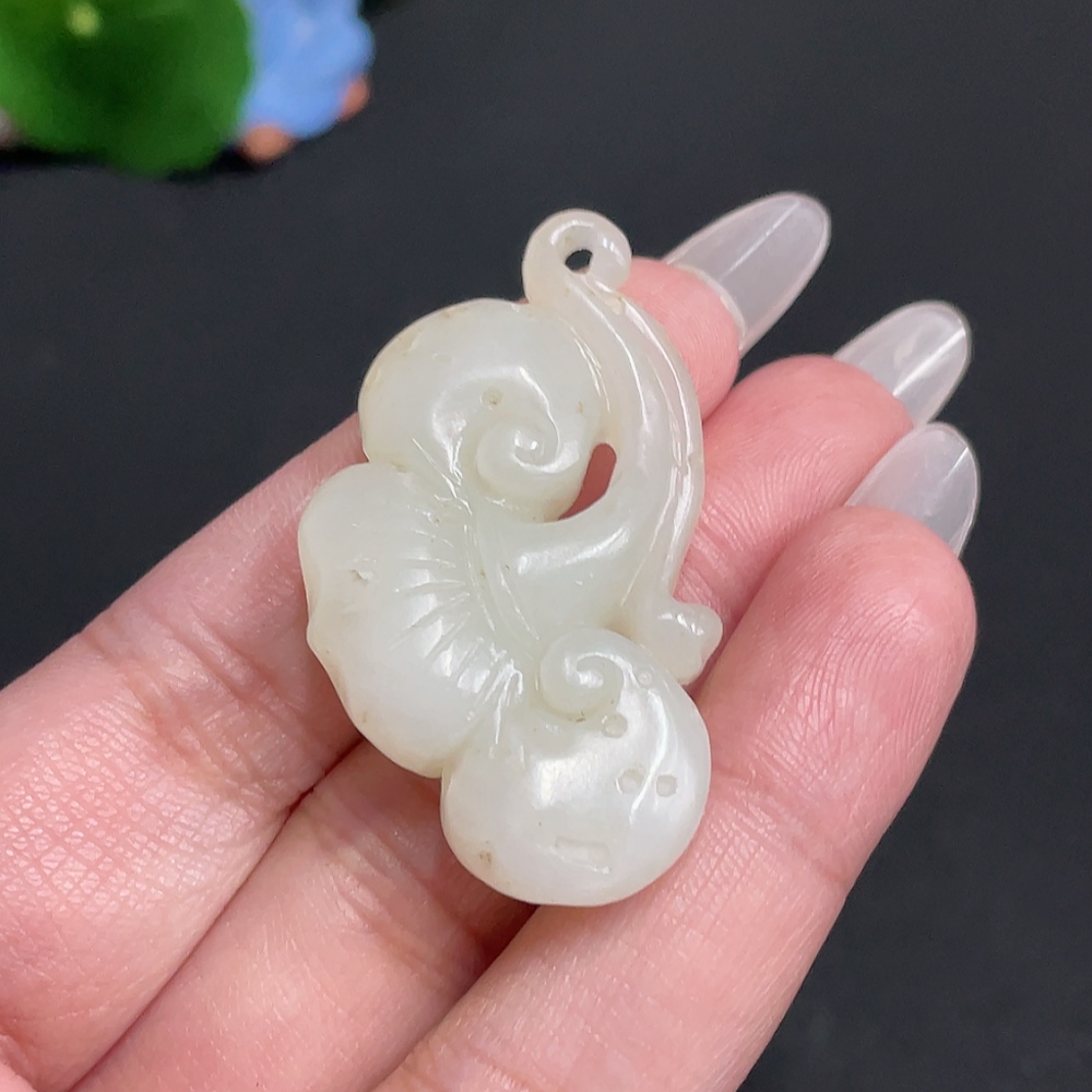 H27081770 Hetian Jade Pendant   Ruyi   Total Weight: Approx. 14.4g