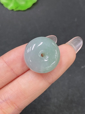 F34064130 Jadeite Pendant Total weight approx. 7.55g