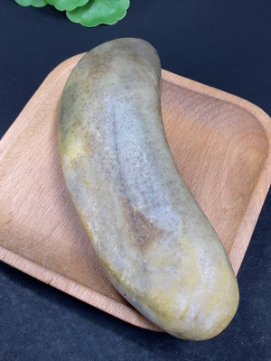 H46559425 和田玉    货品总重约520g     皮色成因未定    含其他矿物成份