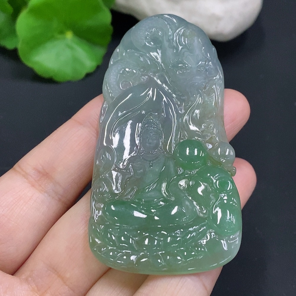 F26971853 Jadeite Dragon-Keeper Guanyin Pendant