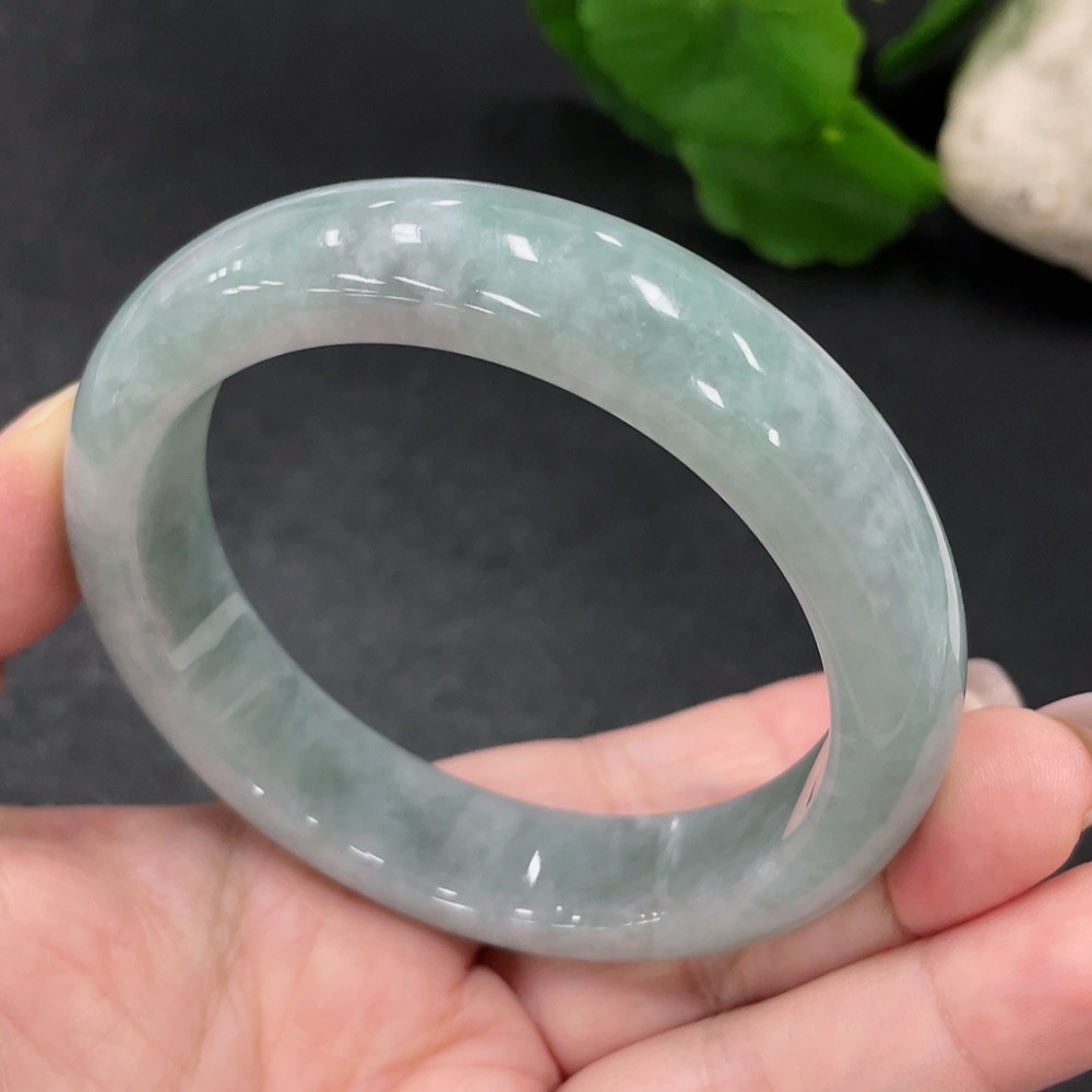 F32708896 Jadeite Round Bangle Size 59 Total Weight Approx. 77.2g
