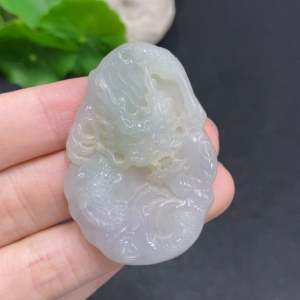 F35123851 Jadeite Dragon Soaring World Pendant with a total weight of approximately 17.4 grams