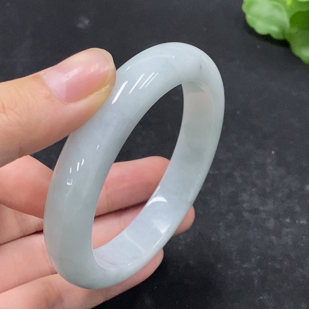 F34056483 Jadeite Round Bangle Size 55.4 Total Weight Approx. 55.36g