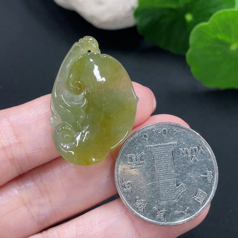 F25856975 JadeiteRuyi Pendant, Total Weight Approx. 5g