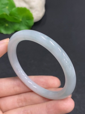 F33878275 Jadeite Round Bangle Total Weight Approx. 28.1g Size 52.7