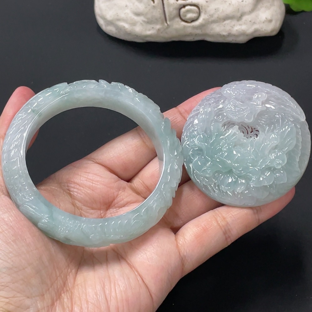 F27110381 Jadeite Bangle Set Size 55.8 Total Weight Approx. 131.26g