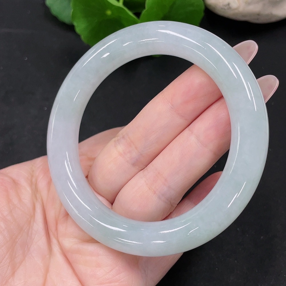 F34068207 Jadeite Round Bangle Size 55.6 Total Weight Approx. 66g