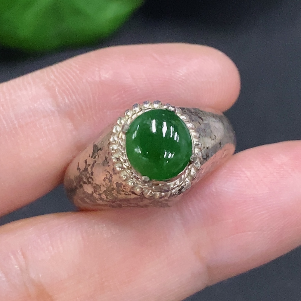 F34021990 Jadeite Cabochon Non-Gold Setting Total Weight Approx. 10g