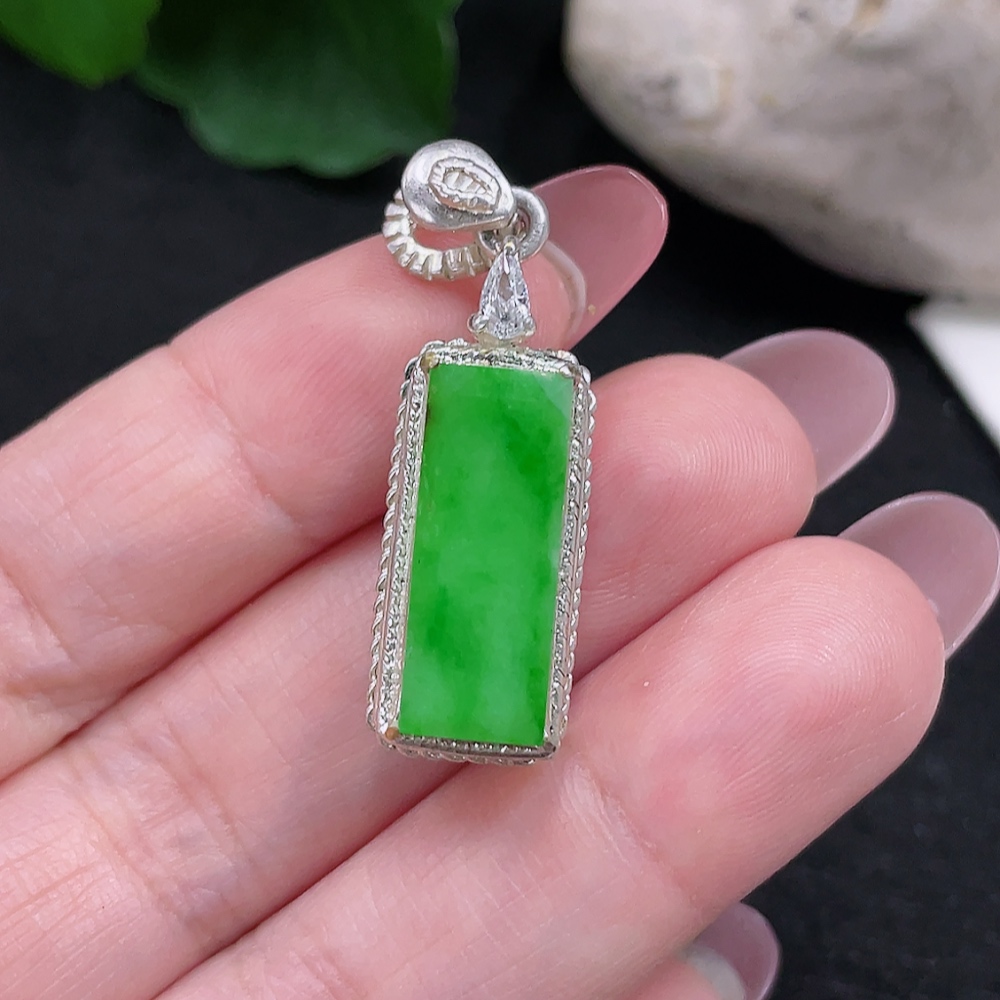 F32773002 Jadeite Plain Pendant Mounting, Total Weight Approx. 6.11g