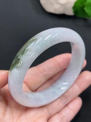 F27152478 Jadeite Round Bangle, 57.5 Inner Diameter, Approx. 64.5g Total Weight
