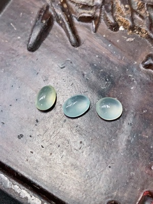F32733052 Jadeite Cabochon Set