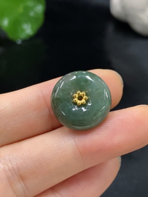 F29381632 Jadeite Pendant Peace Buckle Non-Gold Total Weight Approx. 3.52g